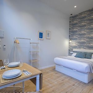 Estudio Deluxe con Cama King